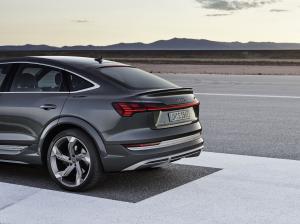 Audi e-tron S Sportback 2020 года  (WW)